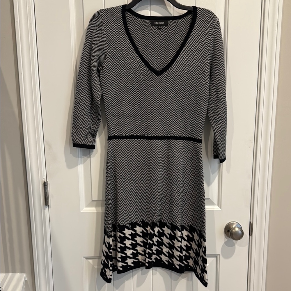 Black and White Houndstooth Long Sleeve Dress